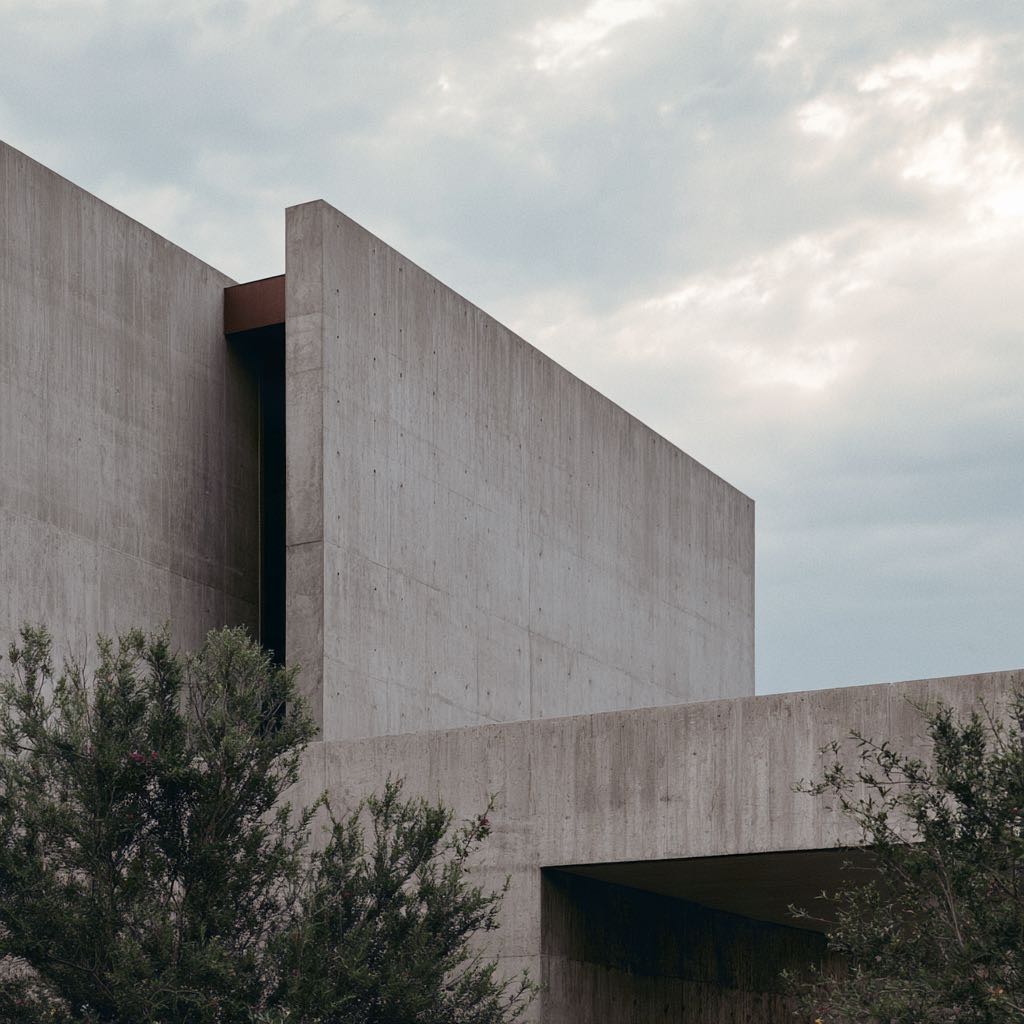 The Physicist - exterior 2-2